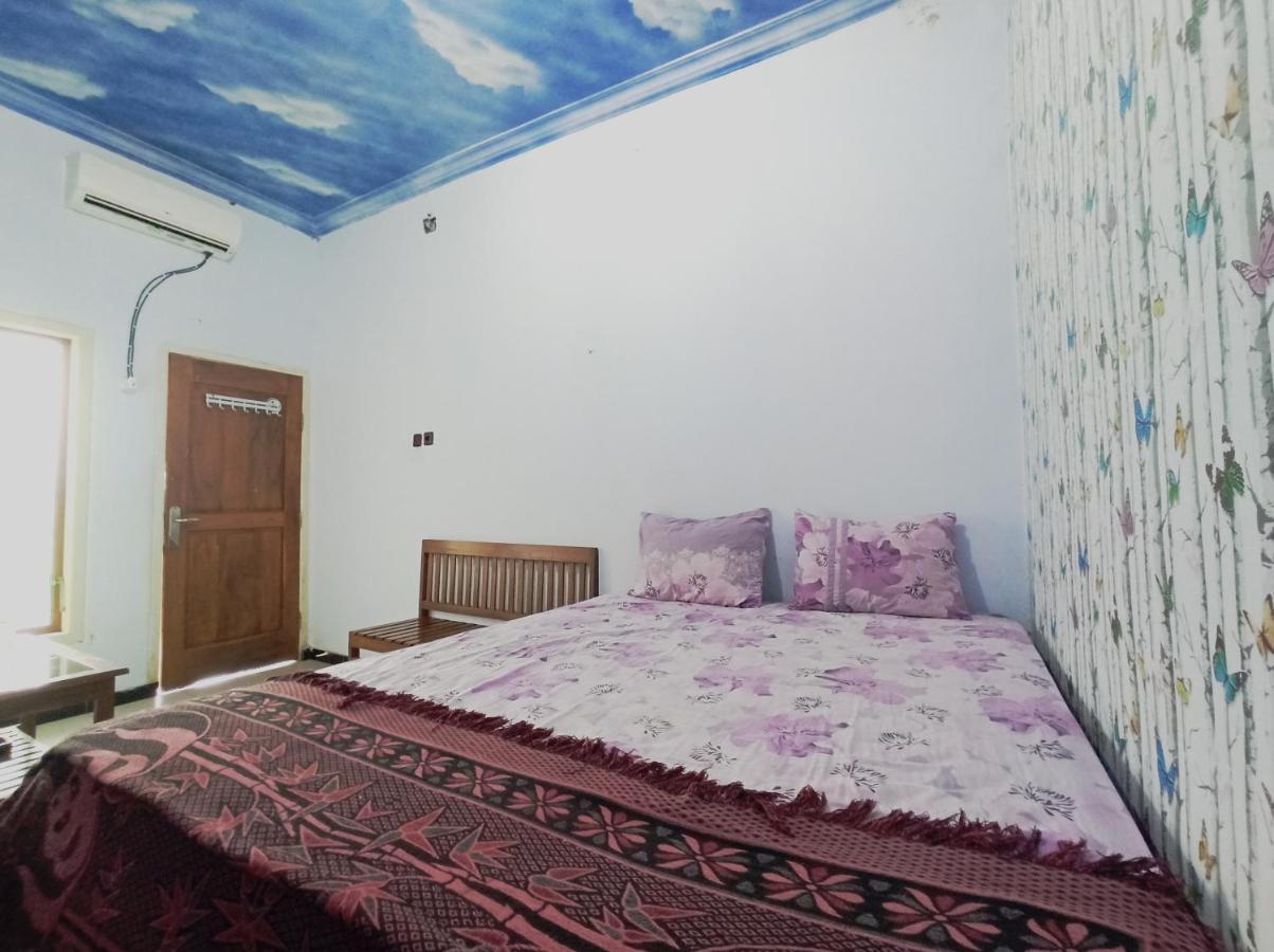 Oyo 90093 Dw Hotel 玛琅 外观 照片