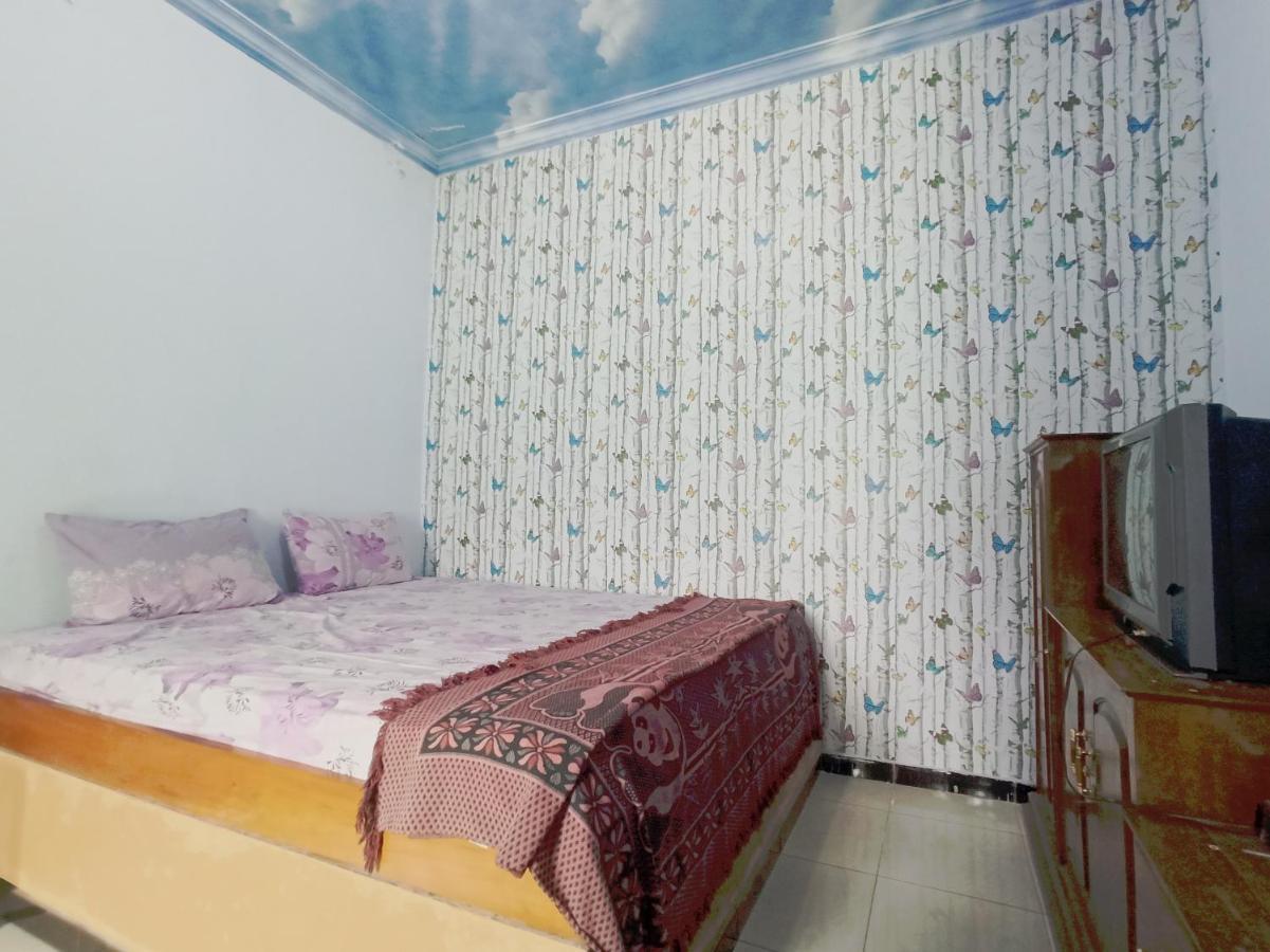 Oyo 90093 Dw Hotel 玛琅 外观 照片